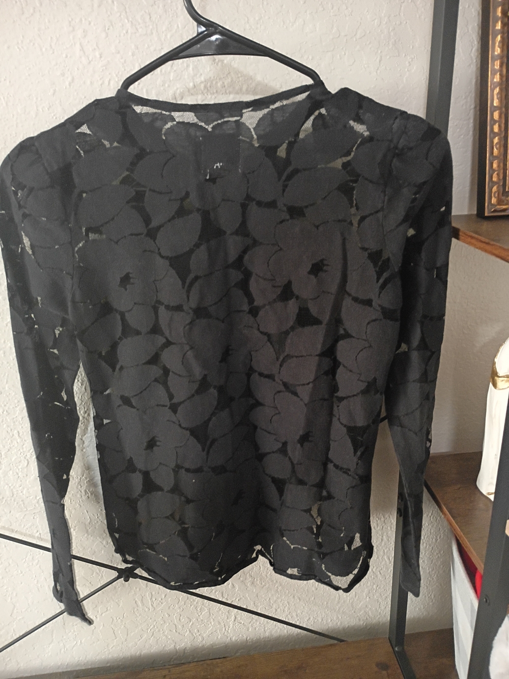 Donna Ida Black Lace Long-Sleeve Top - Picture 3 of 3